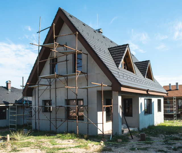 Maison en construction mise en vente en Belgique.
